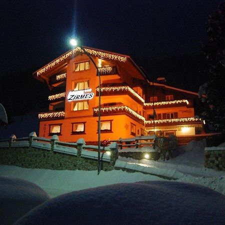 Hotel Zirmes Moena Esterno foto