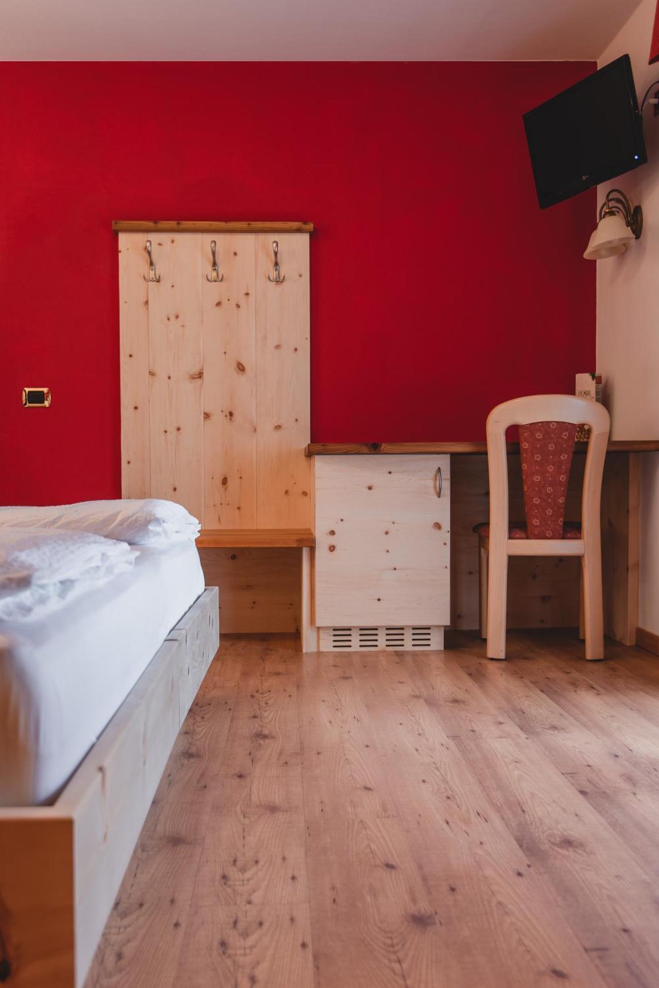 Hotel Zirmes Moena Esterno foto