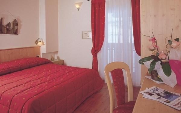 Hotel Zirmes Moena Esterno foto