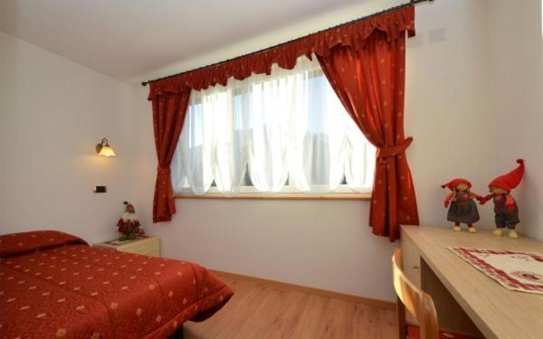 Hotel Zirmes Moena Esterno foto