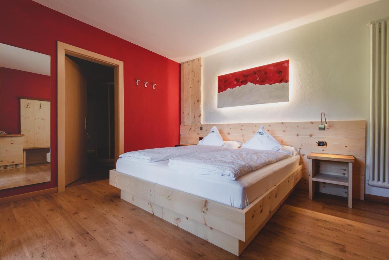 Hotel Zirmes Moena Esterno foto